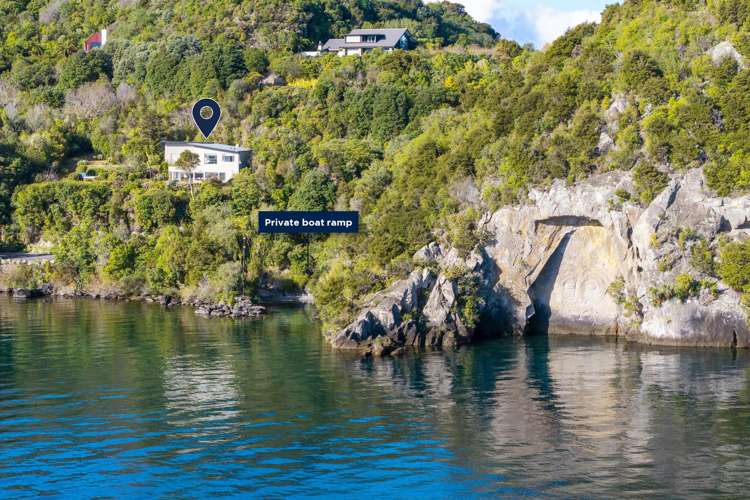 26 Whakamoenga Point Acacia Bay_3