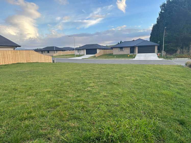 29 Kingfisher Avenue Amberley_3