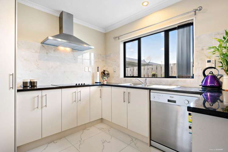 12a John Street Mangere East_9