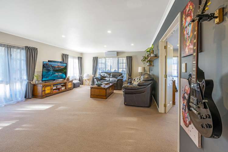 8 Ormrod Grove Riverstone Terraces_4