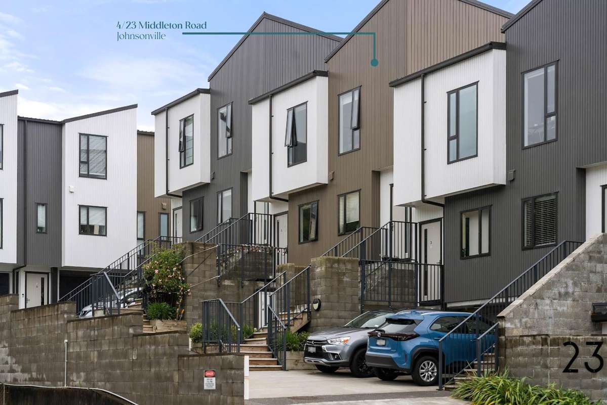 4/23 Middleton Road_0