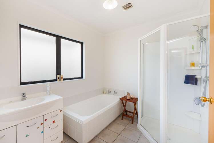 1 Sycamore Crescent Fitzherbert_15