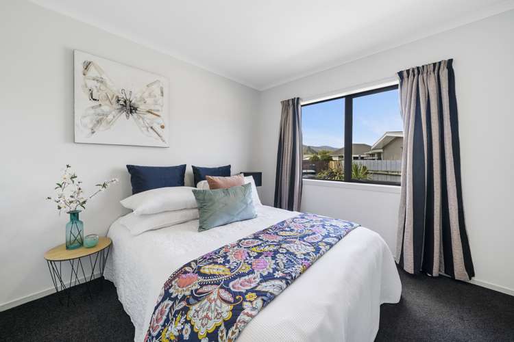 31a Grimsby Grove Wainuiomata_10