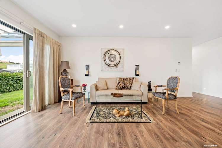 9 Ian Gordon Lane Orewa_5