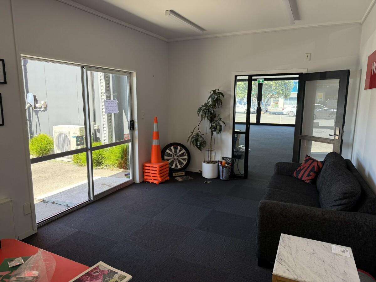 77 Gill Street_5