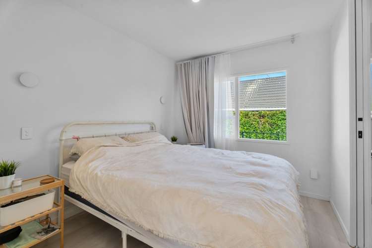 6/4 Averill Avenue 1704_6