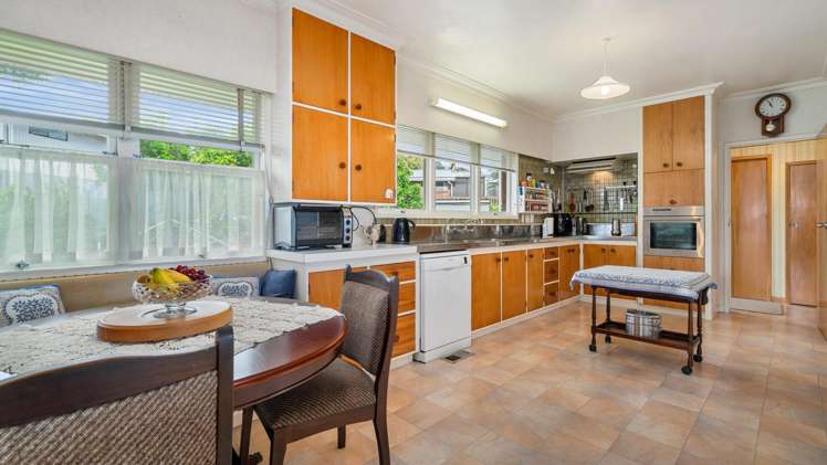 7 Gibbs Crescent Red Hill_7