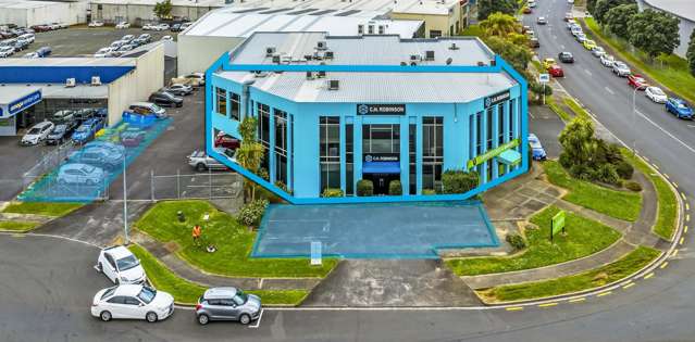 Vacant offices near Auckland Airport