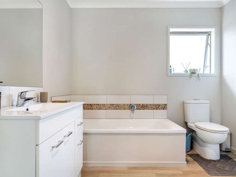 16a Pohutu Street Whakatane_16