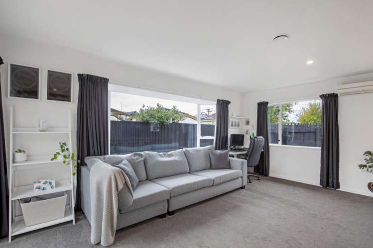 2/31 Barrie Street_3