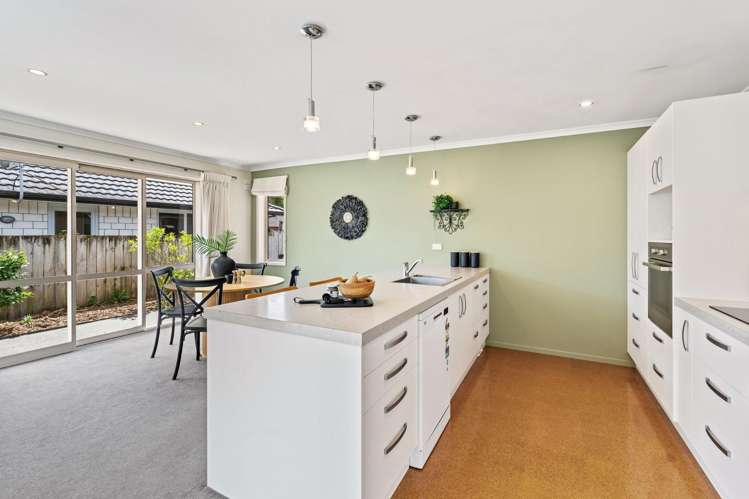 11 North Crest Drive Onerahi_5