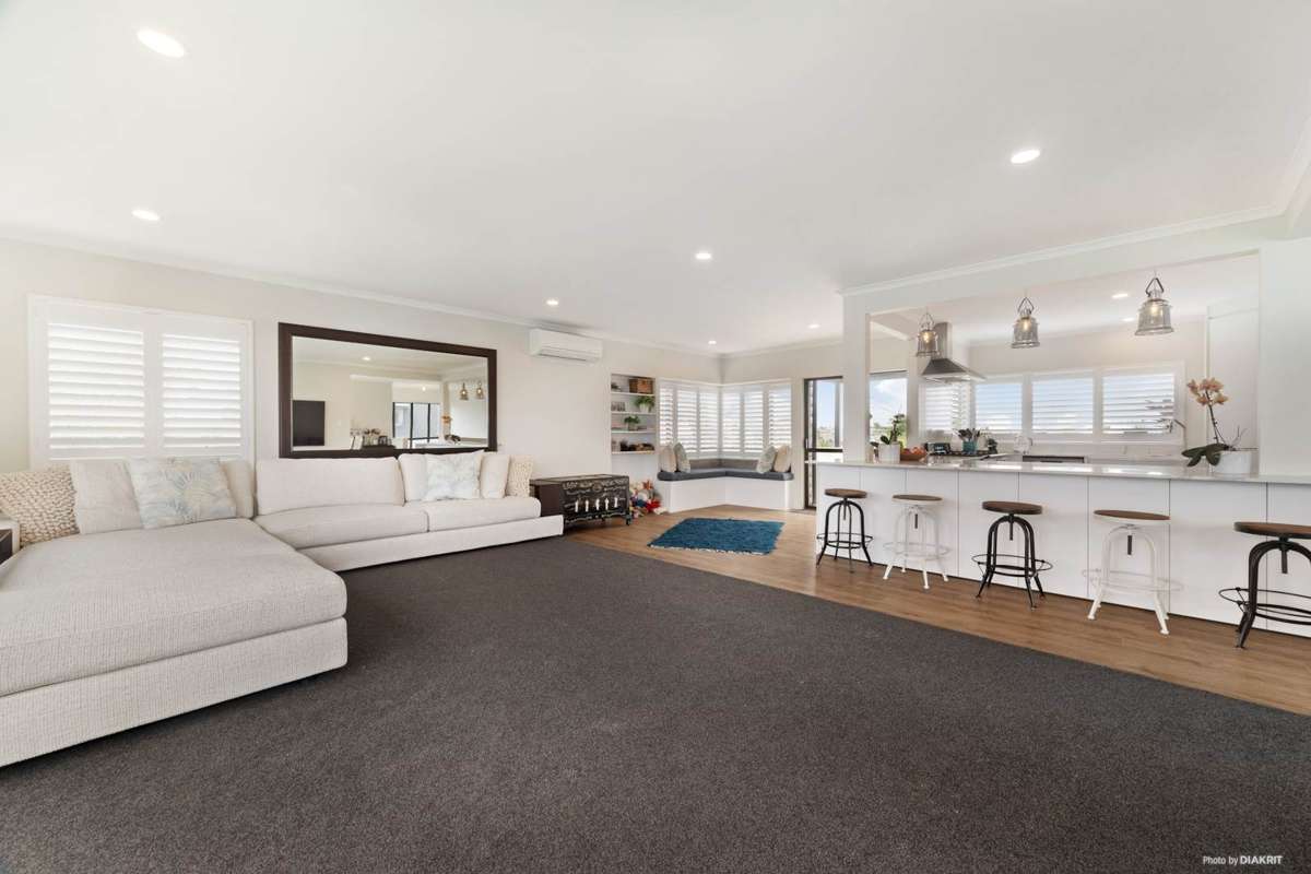 827 Whangaparaoa Road_4