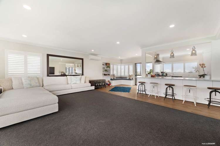 827 Whangaparaoa Road Manly_8