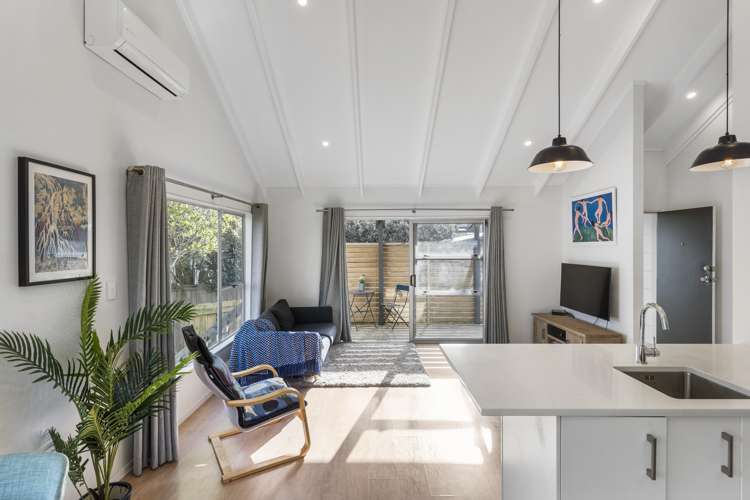 2/14 Cresta Avenue Beach Haven_2