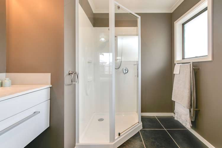 25 Avenue Road Greenmeadows_11