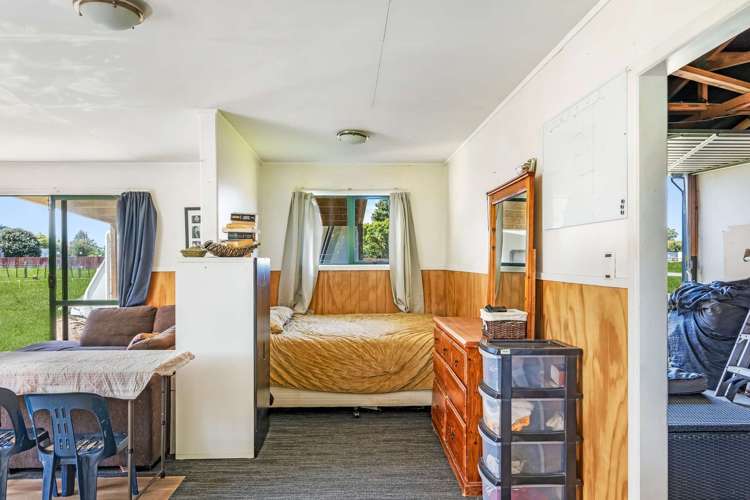 37 Banks Street Tolaga Bay_13