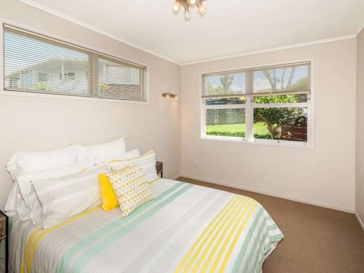 2 James Evans Drive Northcote_15