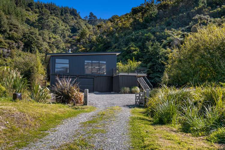 546 Port Underwood Road Whatamango Bay_0