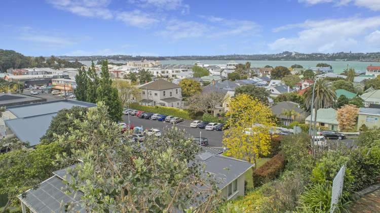 36 Clarence Street Devonport_5