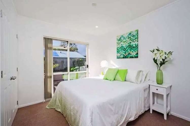 112 Marina View Dr 11426_4