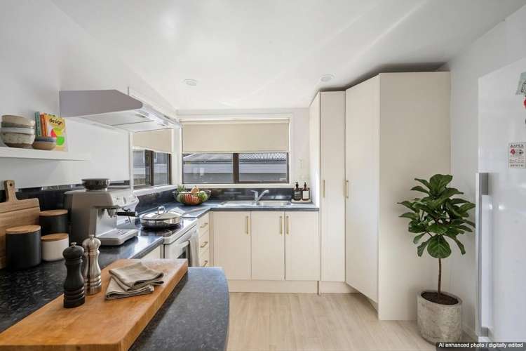 7 Koru Street Mangere Bridge_30