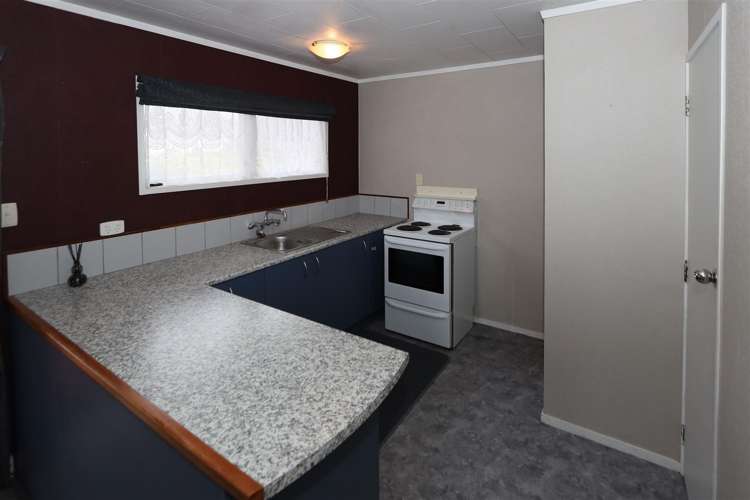 23 Emerald Street Pukehangi_5