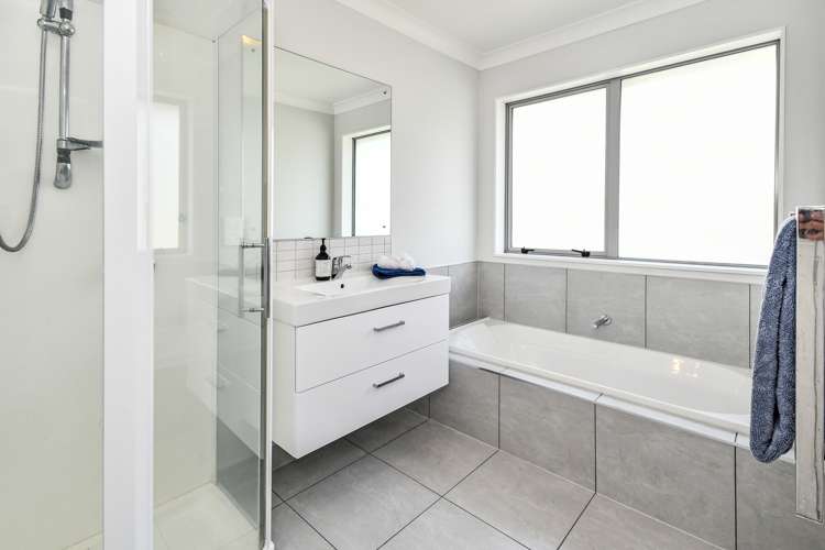 25 Searle Drive Patumahoe_16