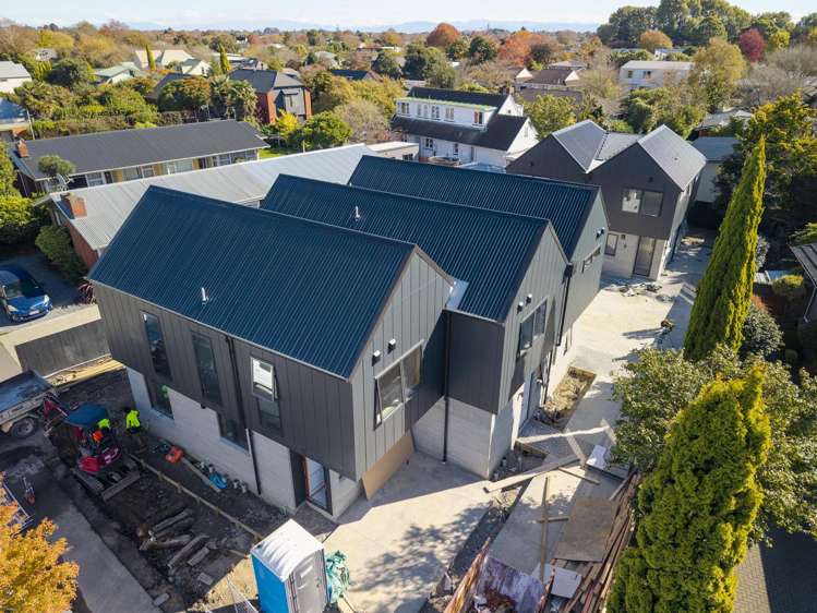 4/12 Newbridge Place_4