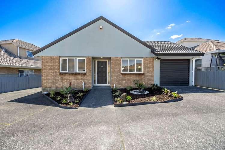 27B Central Park Drive_0