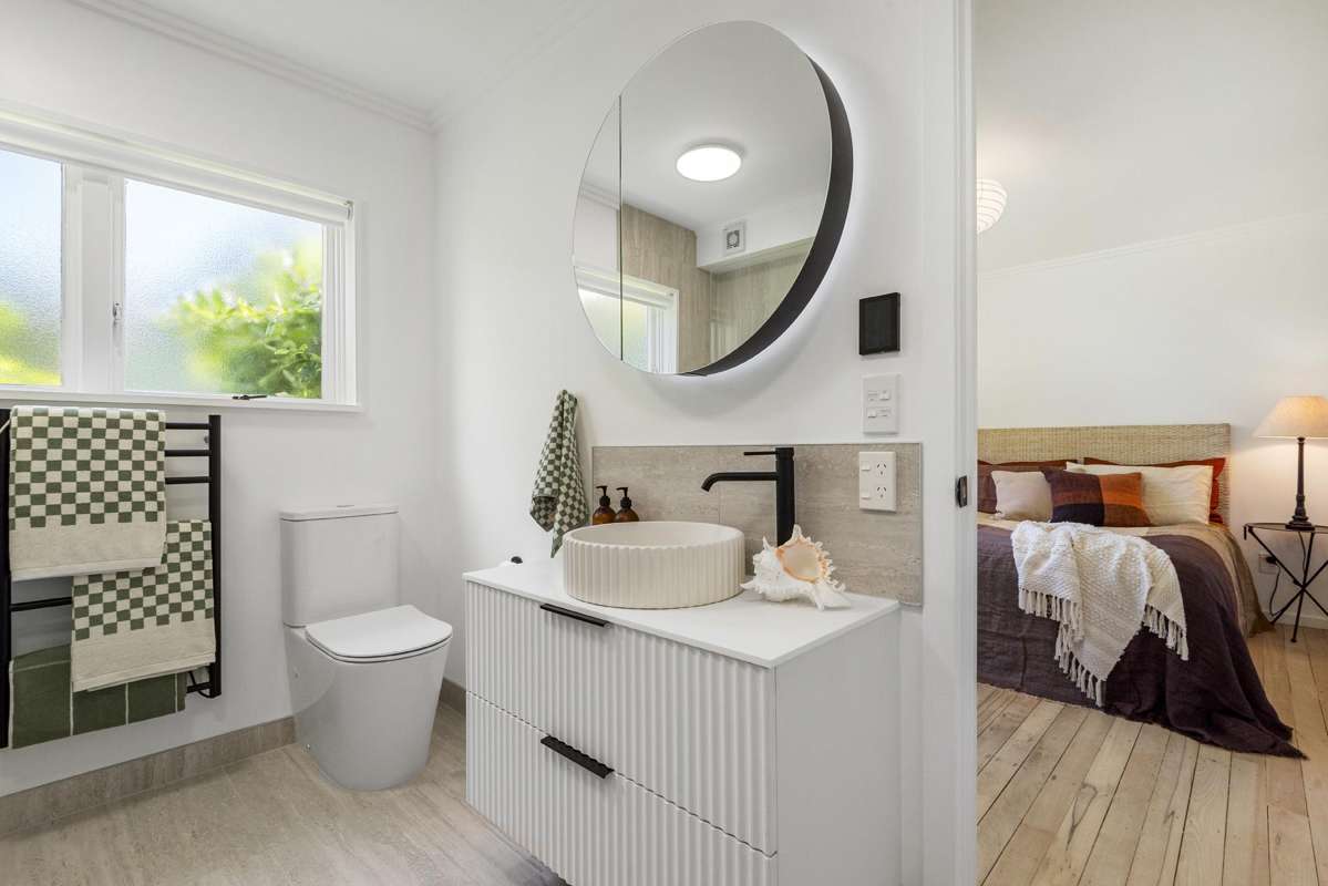 1/81 Beresford Street West_5