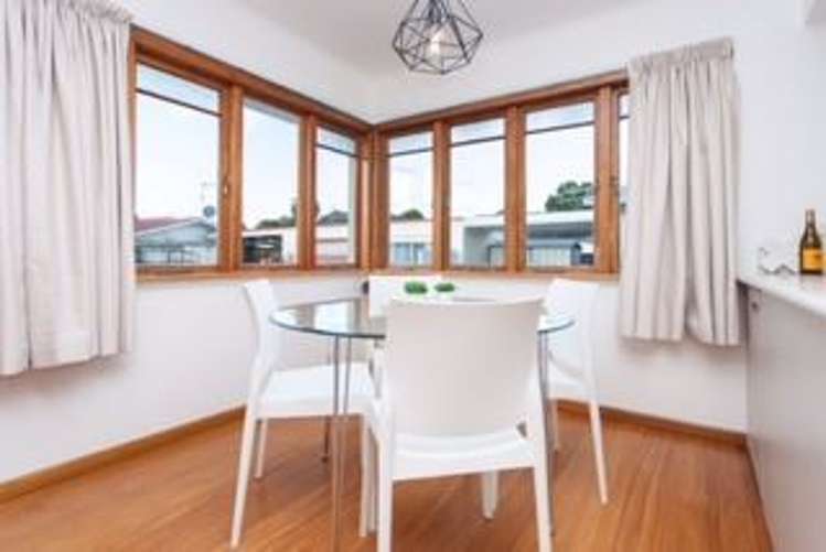 523a Devonport Road_0