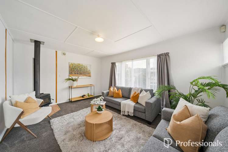 8 Roberts Street Wainuiomata_9