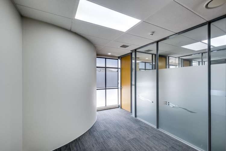 301-303 Queen Street East Hastings Central_12