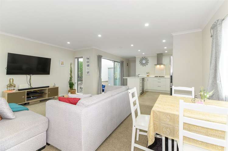 1 Honour Road Papakura_6