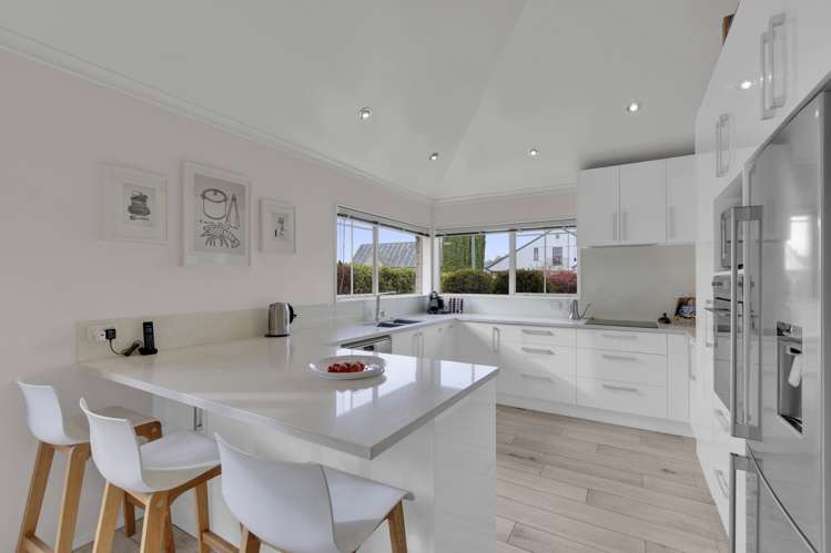 15 Keswick Crescent Huntington_16