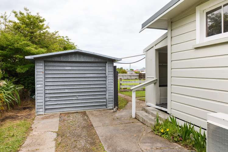 24 Main Street Marton_15