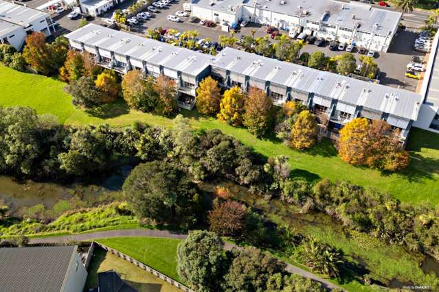 Unit 9/44 William Pickering Drive Albany_1