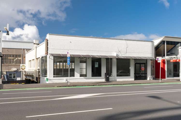 372-376 Broadway Newmarket_1