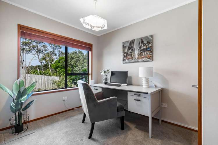 175 Oaia Road Muriwai Beach_29