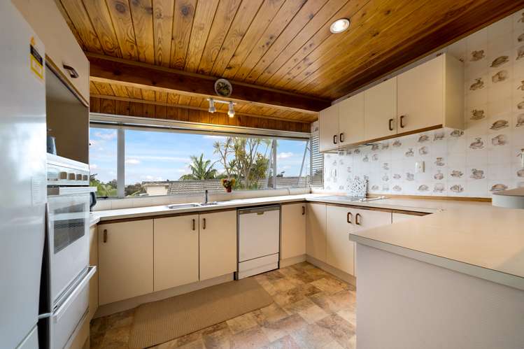 1/1 Tumanaka Place Henderson_6