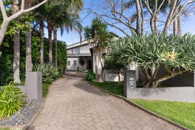 2/2 Clifton Road_2