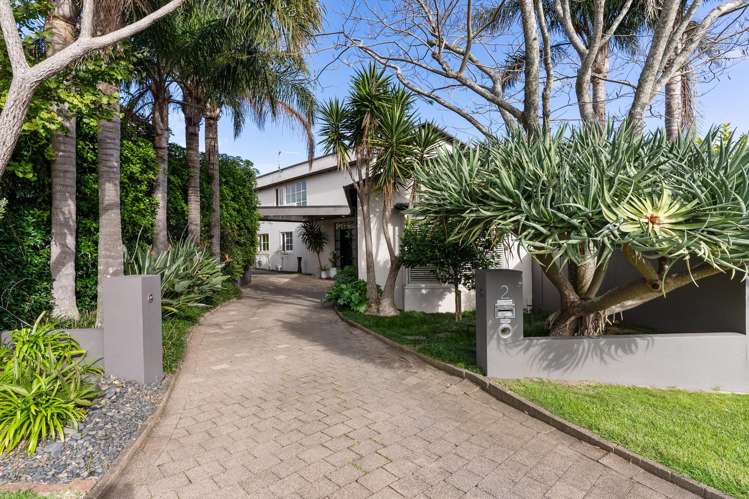 2/2 Clifton Road Takapuna_2