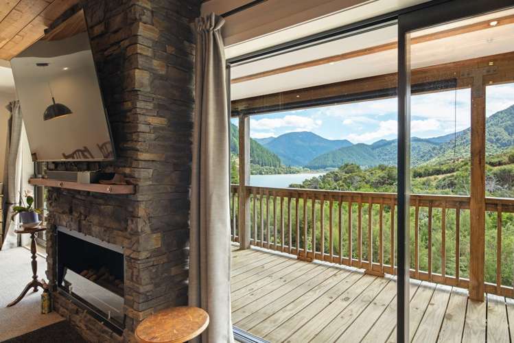 16 Tai Close Kaiuma Bay_5
