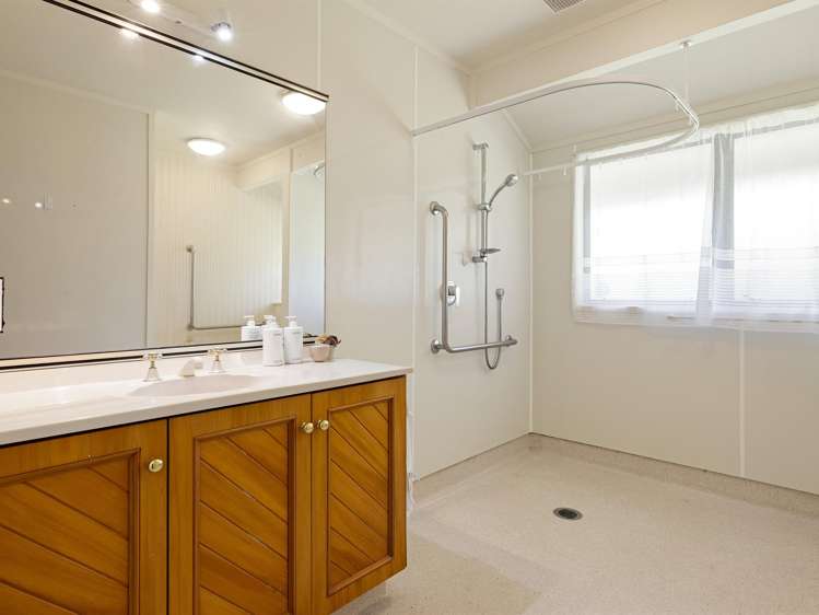 15 Cooper Place Chedworth_23