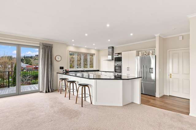 17 Orchard Grove East Taieri_2