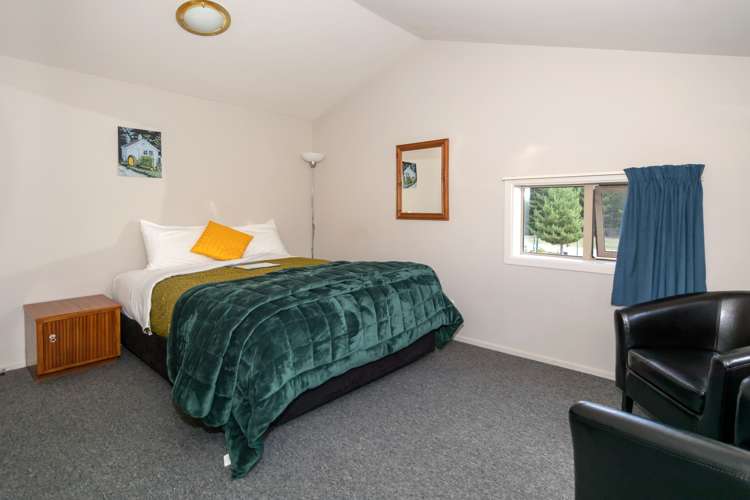 10 Ostler Road Twizel_3