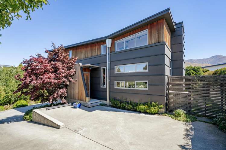 8 Pebble Lane Wanaka_21