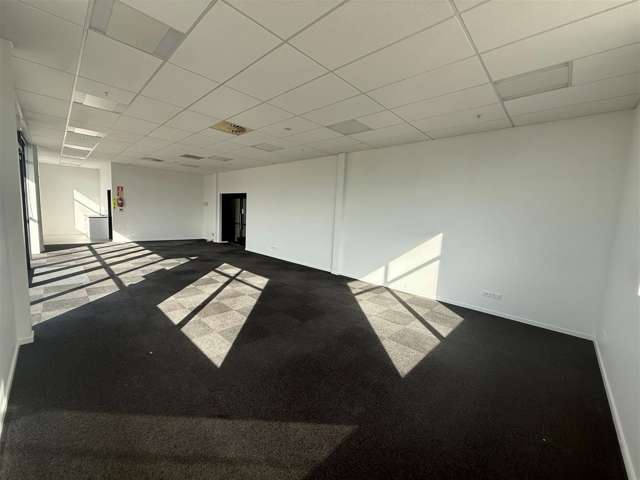 24 Avenger Crescent Wigram_3
