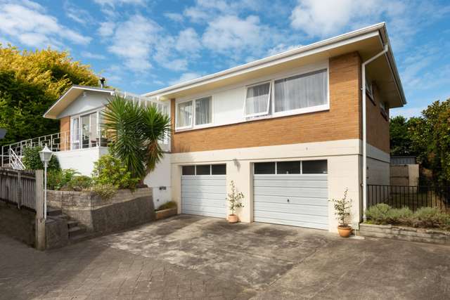 8 Meadowland Street Matua_1