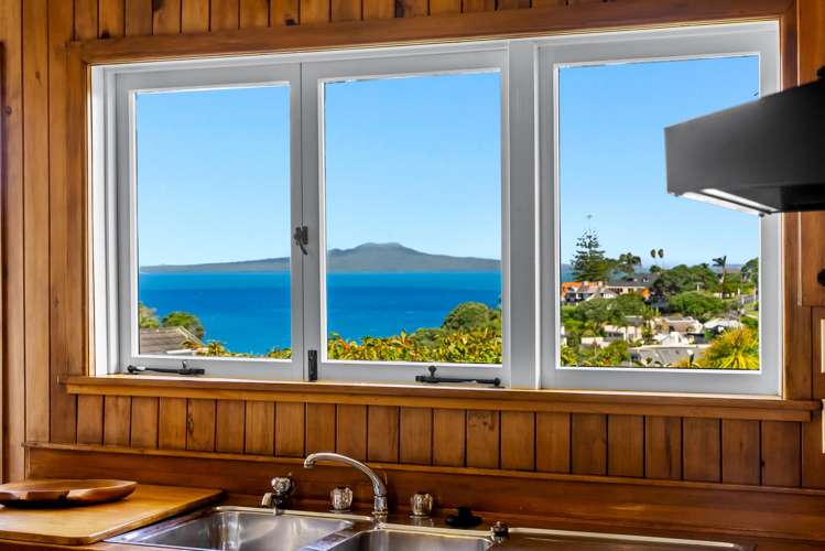 41 Montgomery Avenue Rothesay Bay_11